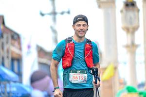 BIB: 5612
                            <button type="button" onclick="openModal(24884505)" class="btn btn-primary btn-sm float-right btn-popup" data-toggle="modal" data-target=".modal-high-quality">
                        <i class="fas fa-shopping-cart"></i> Add to Cart
                    </button>
                                            <button type="button" onclick="isThisMe(24884505, true)" class="btn btn-success btn-sm float-right btn-popup btn-isme hidden" data-toggle="tooltip" data-placement="bottom" title="นี่คือรูปของคุณใช่ไหม คลิกที่นี่เพื่อเอาเข้าอัลบั้ม">
                        <i class="fas fa-plus"></i> Add to album
                    </button>
                    <button type="button" onclick="isThisMe(24884505, false)" class="btn btn-warning btn-sm float-right btn-popup btn-isnotme hidden">
                        <i class="fas fa-ban"></i> Remove from album
                    </button>